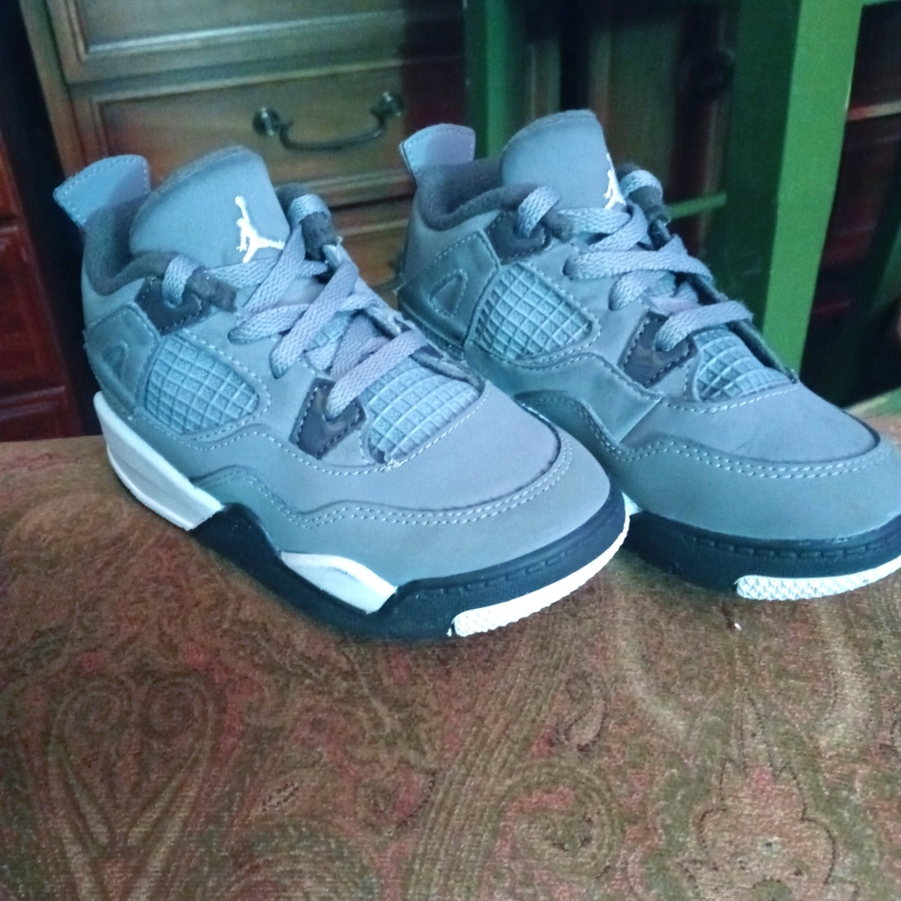 Air Jordan retro 4 cool grey